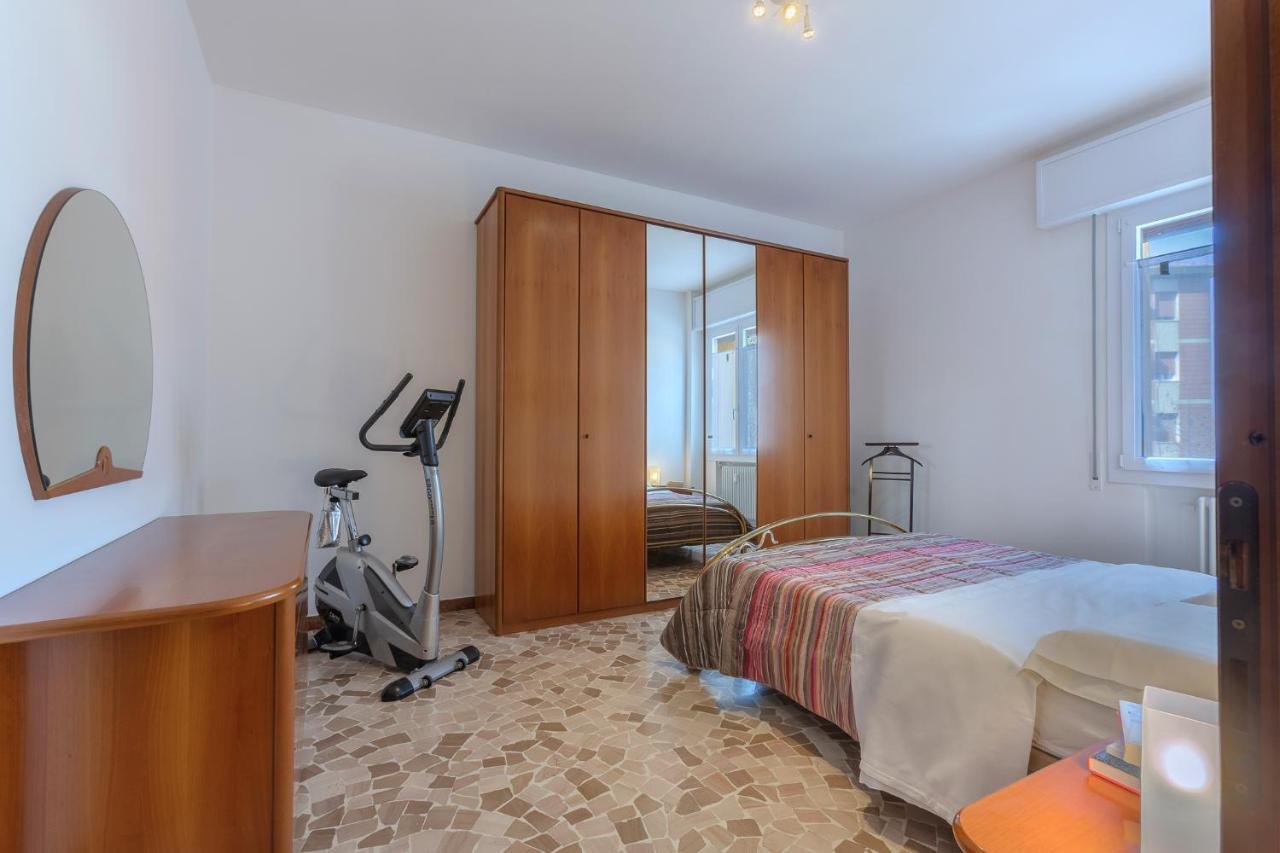 A 500 Mt Dalla Certosa Apartment Bologna Exteriör bild